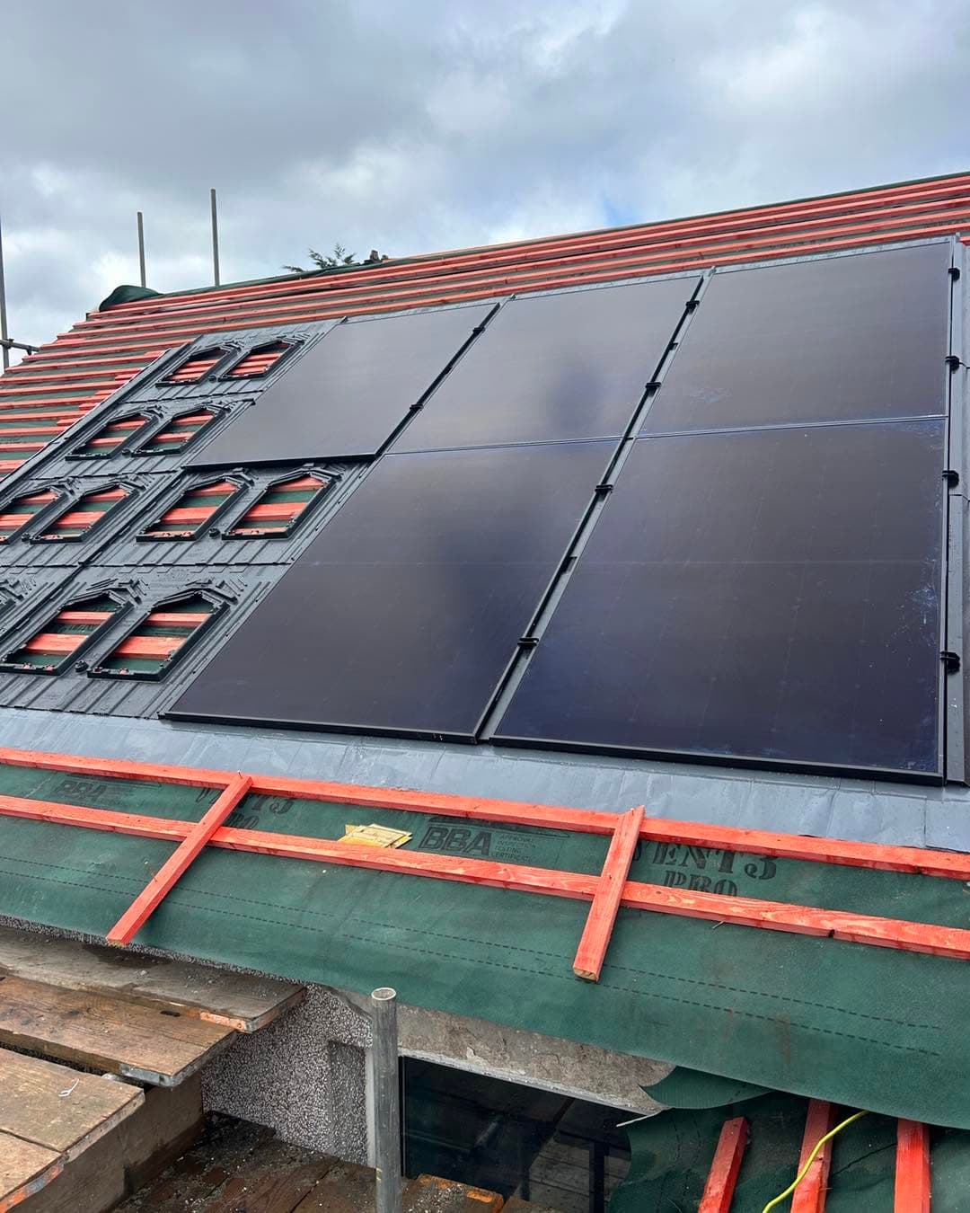 St Austell solar installation, 13x Longi Solar All Black Panels